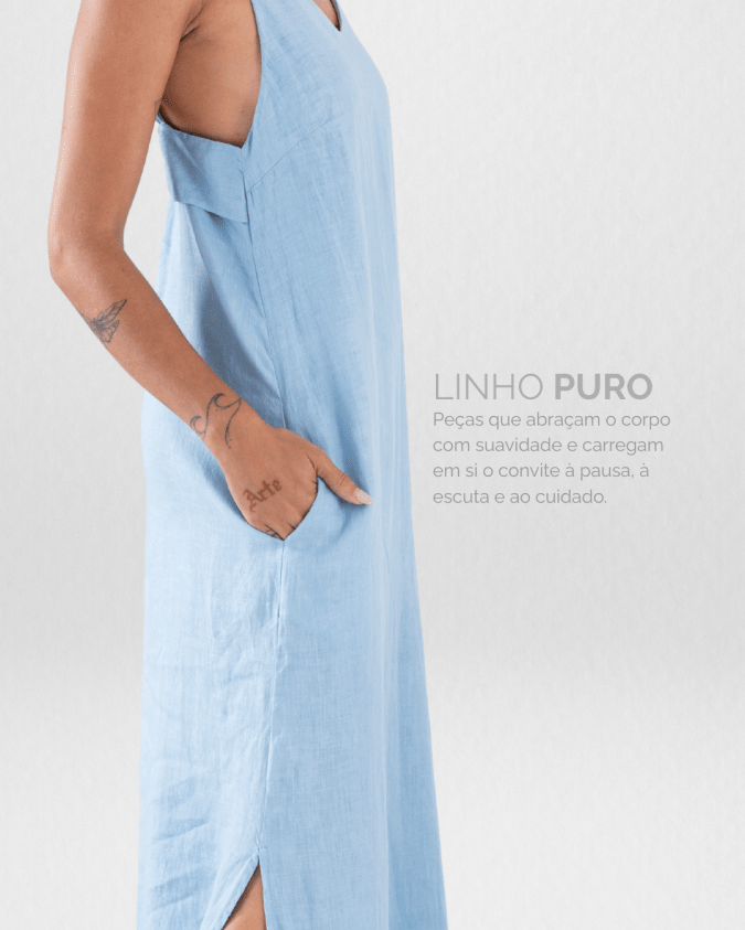 Vestido Longo em Linho com Alças Finas FLUIR - Villa Dharma Rouparia Consciente