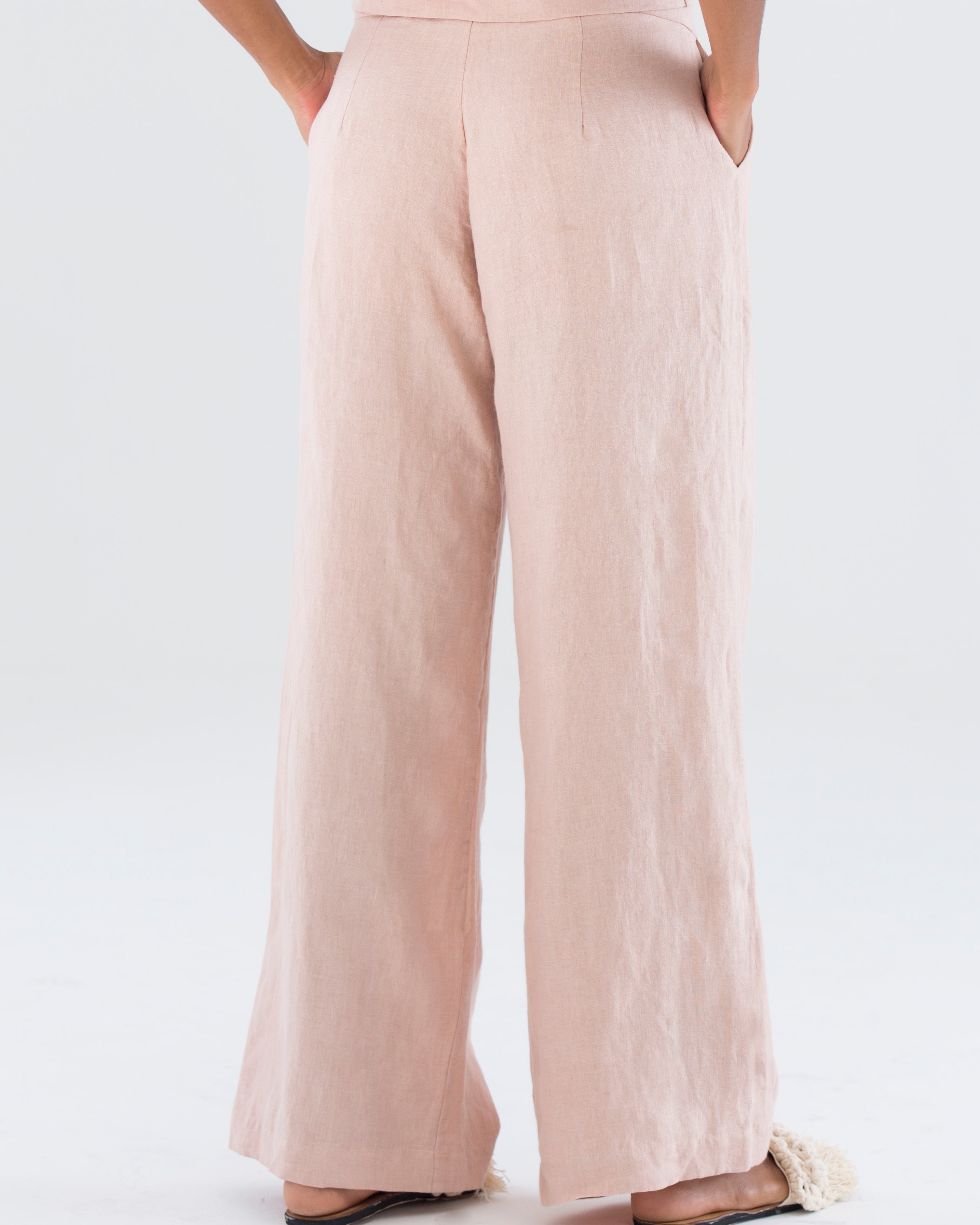 calca-pantalona-alfaitaria-feminina-sustentavel-e-atemporal-em-linho-rosa