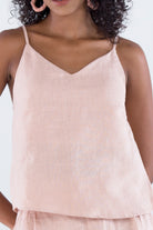 blusa-de-alcas-finas-decote-v-e-calca-em-linho-atemporal-rosa