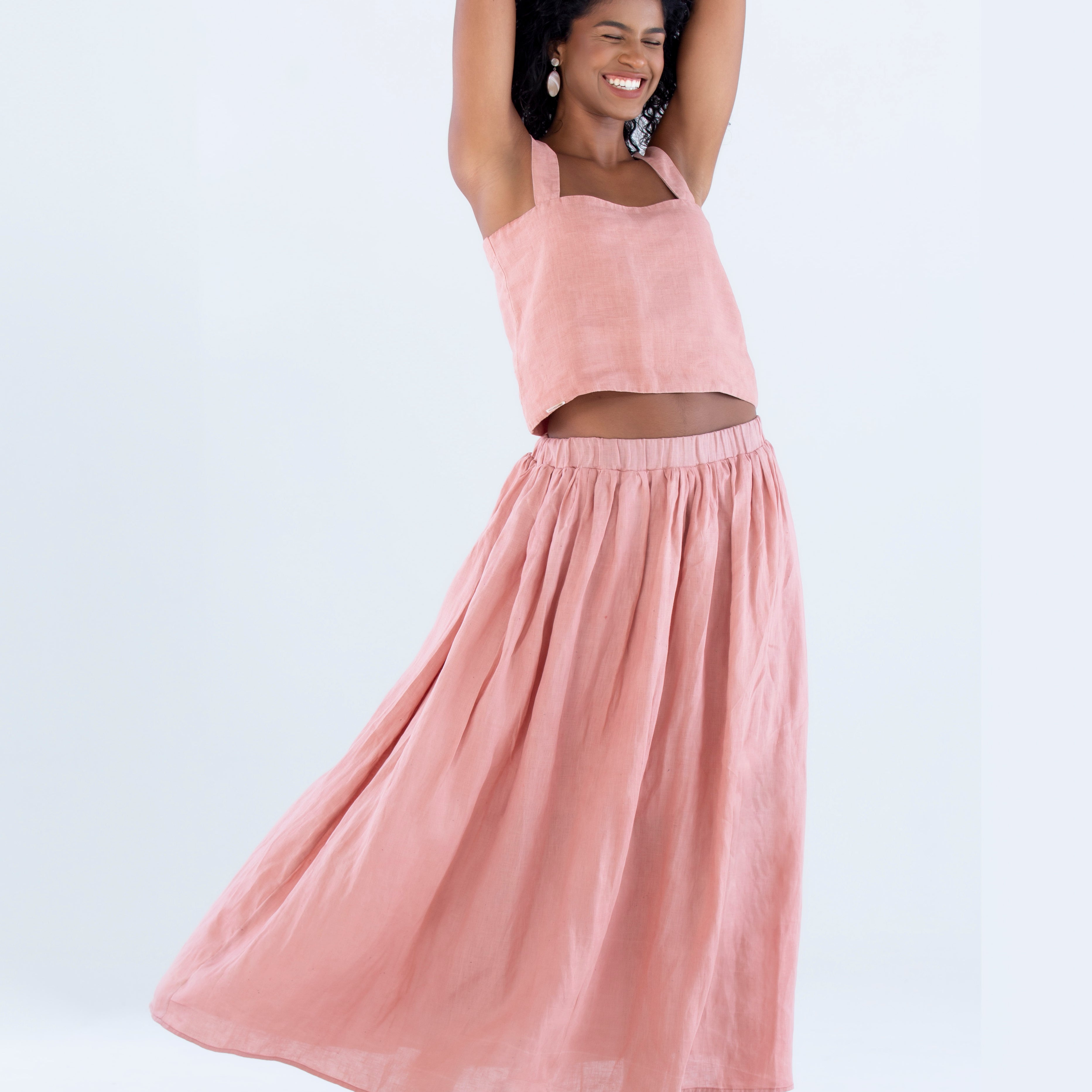 blusa-decote-quadrado-e-saia-longa-feminina-em-linho-sustentavel-atemporal-rosa