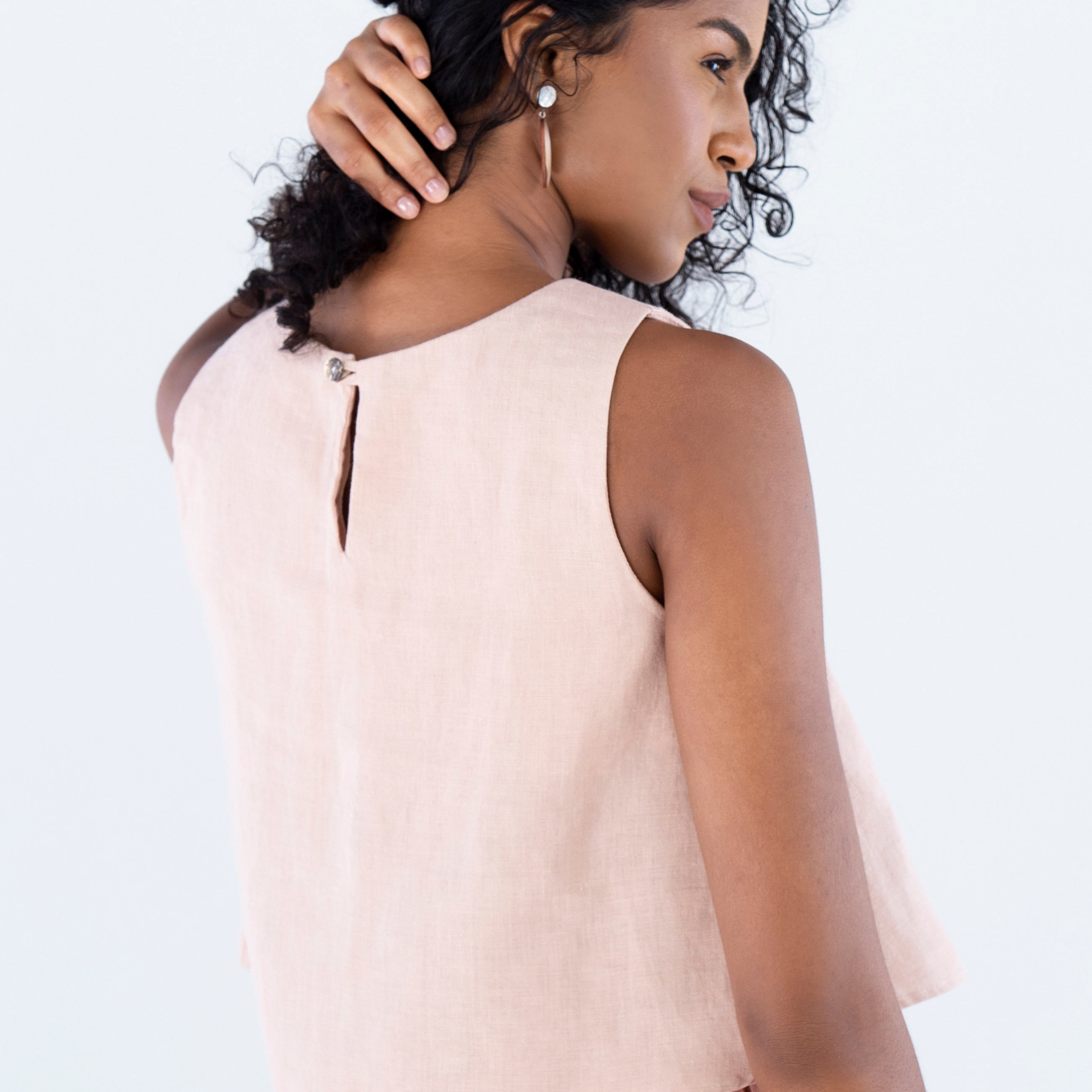 Blusa-Bata-em-Linho-sustentavel-atemporal-rosa