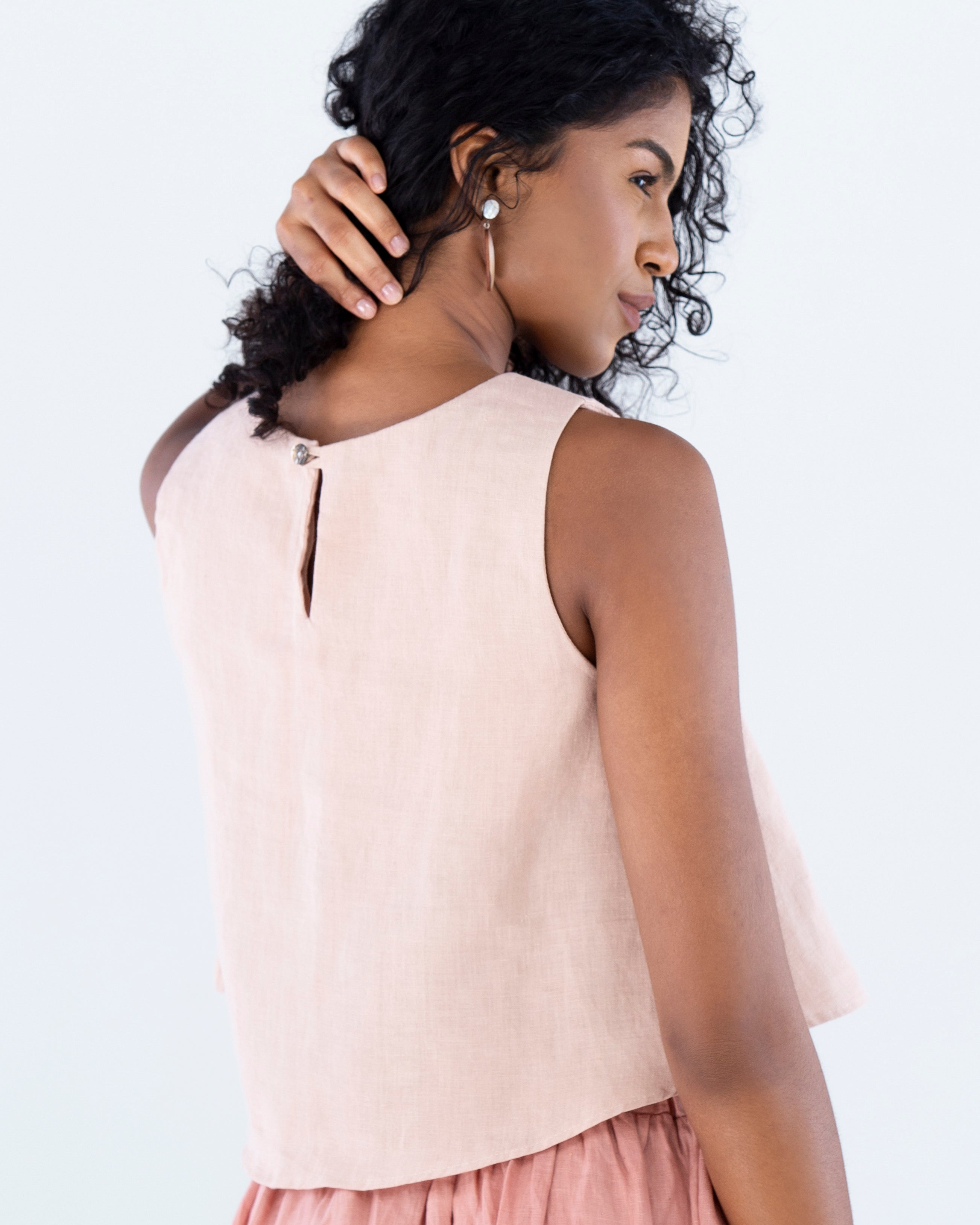 Blusa-Bata-em-Linho-sustentavel-atemporal-rosa