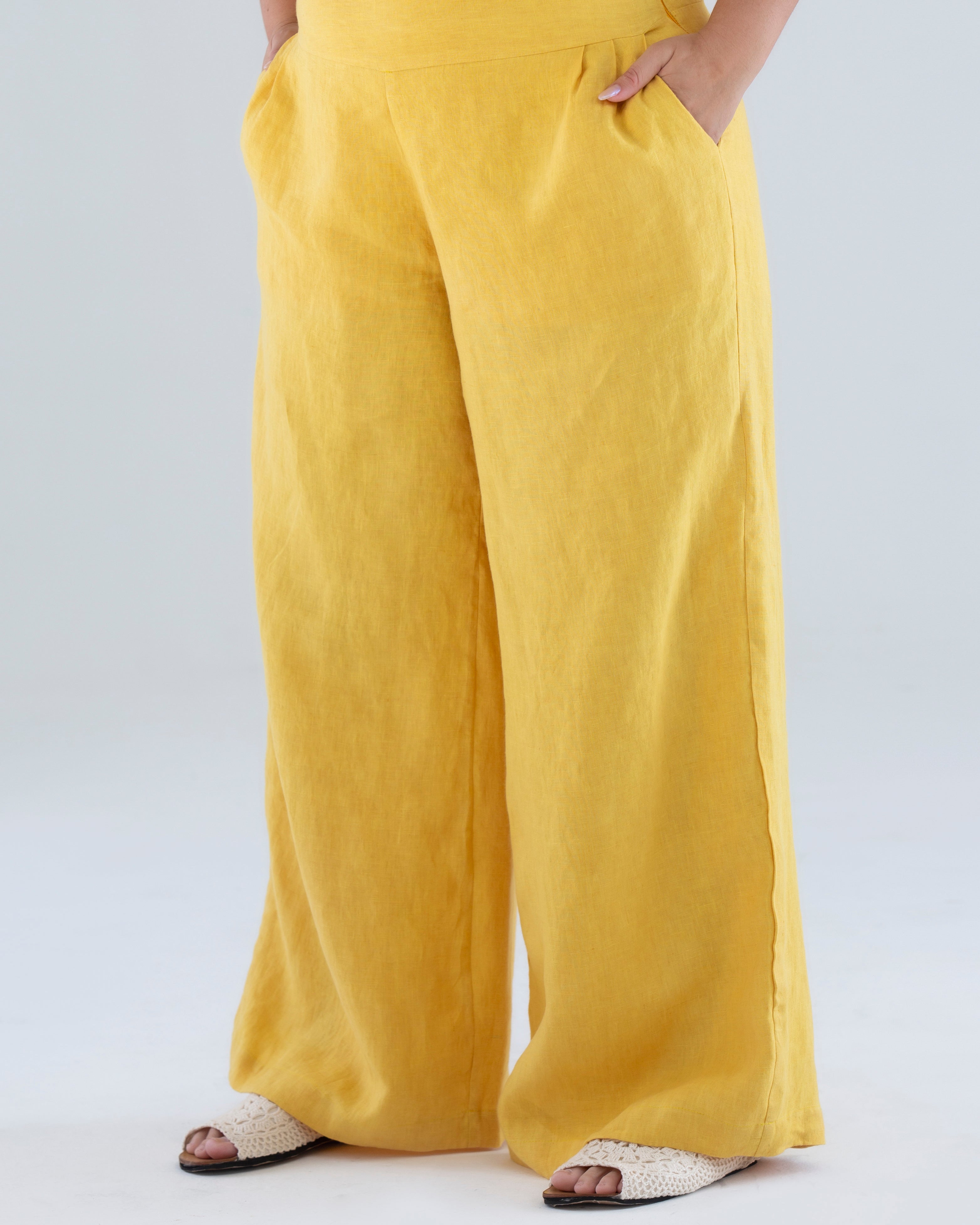 calca-pantalona-alfaitaria-feminina-sustentavel-e-atemporal-em-linho-amarela