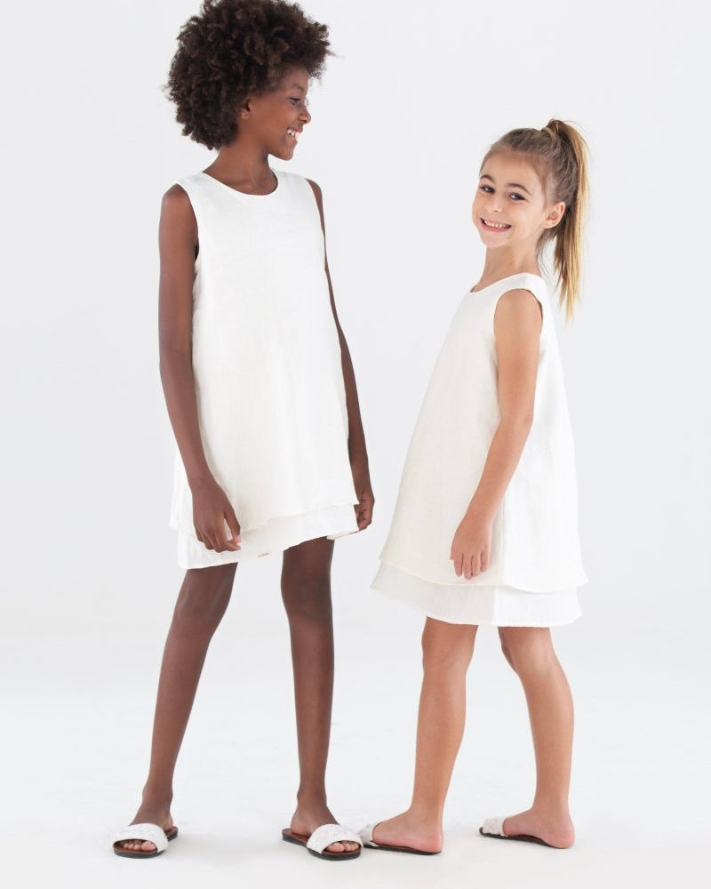 Vestido Infantil em Camadas em Linho CONSIDERAR - Villa Dharma Rouparia Consciente