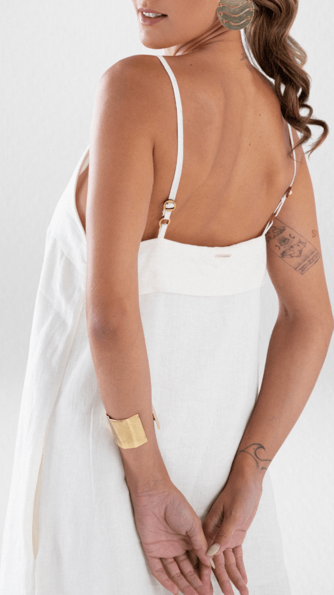 Vestido Longo em Linho com Alças Finas FLUIR - Villa Dharma Rouparia Consciente