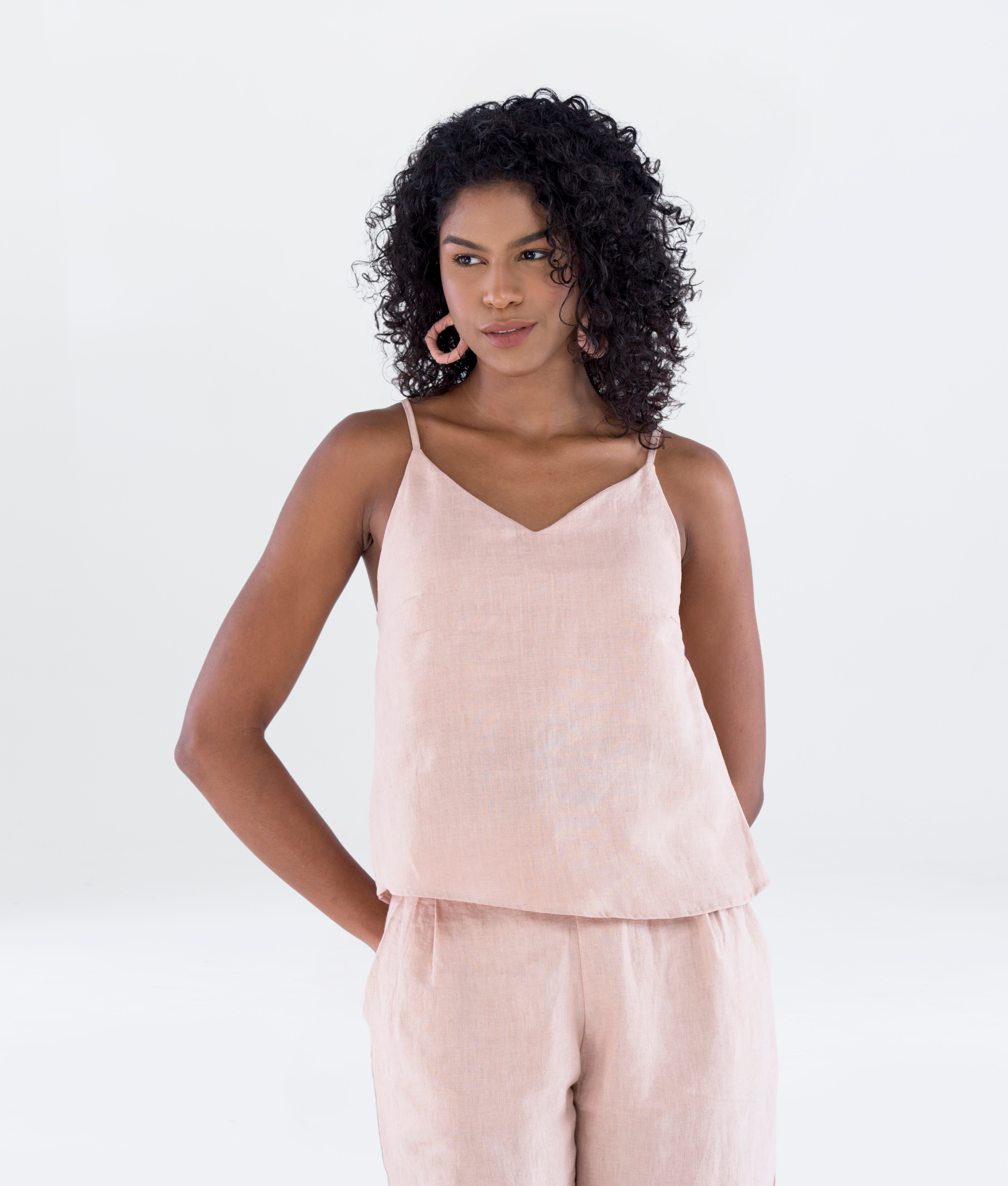 Blusa de Alças Finas em Linho SENTIR