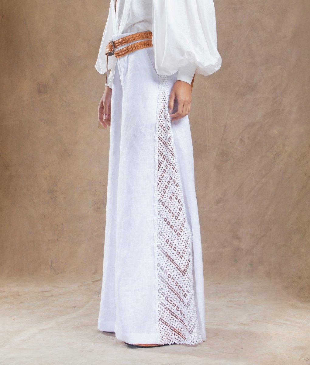 Calça Pantalona Linho Puro e Renda de Bilro OPULÊNCIA - Villa Dharma Rouparia Consciente